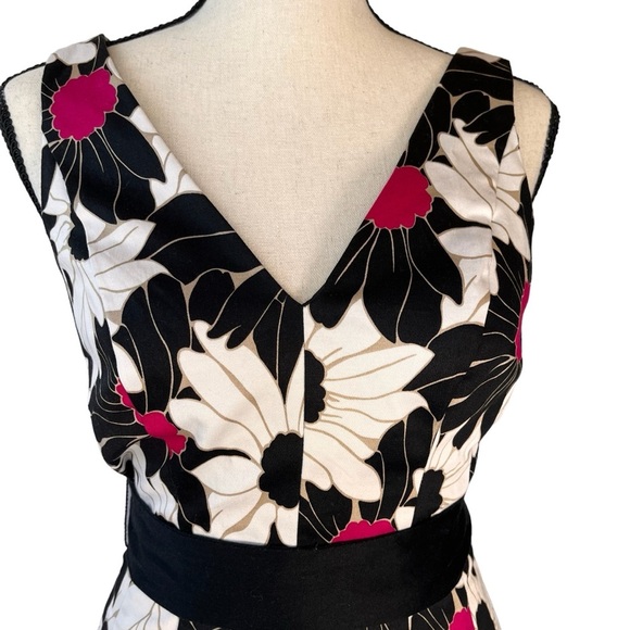 Nine West Women's V Neck A Line Multicolor Floral Dress Size 2 - Picture 2 of 3